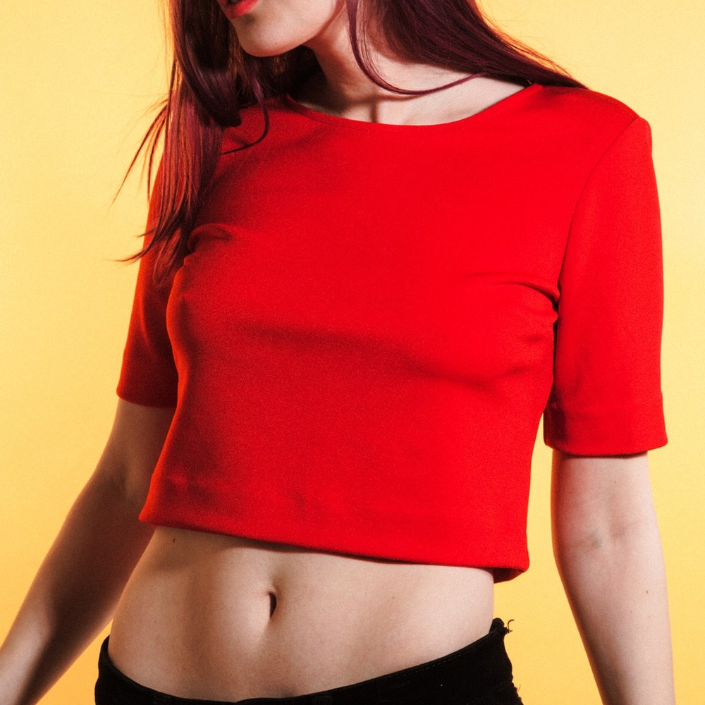 Express Short Sleeve Crop Top